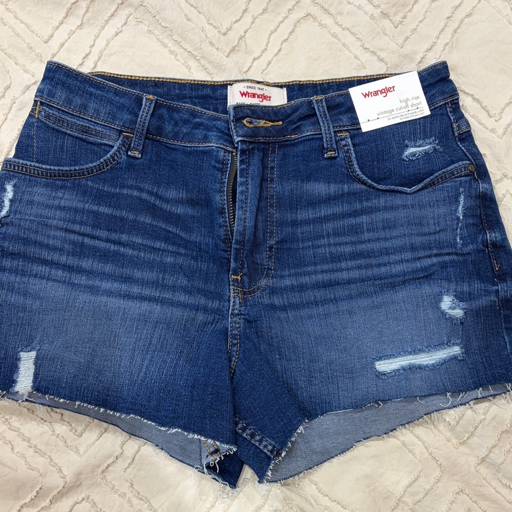 Wrangler Women's Distressed Dark Blue Jean Shorts NWT